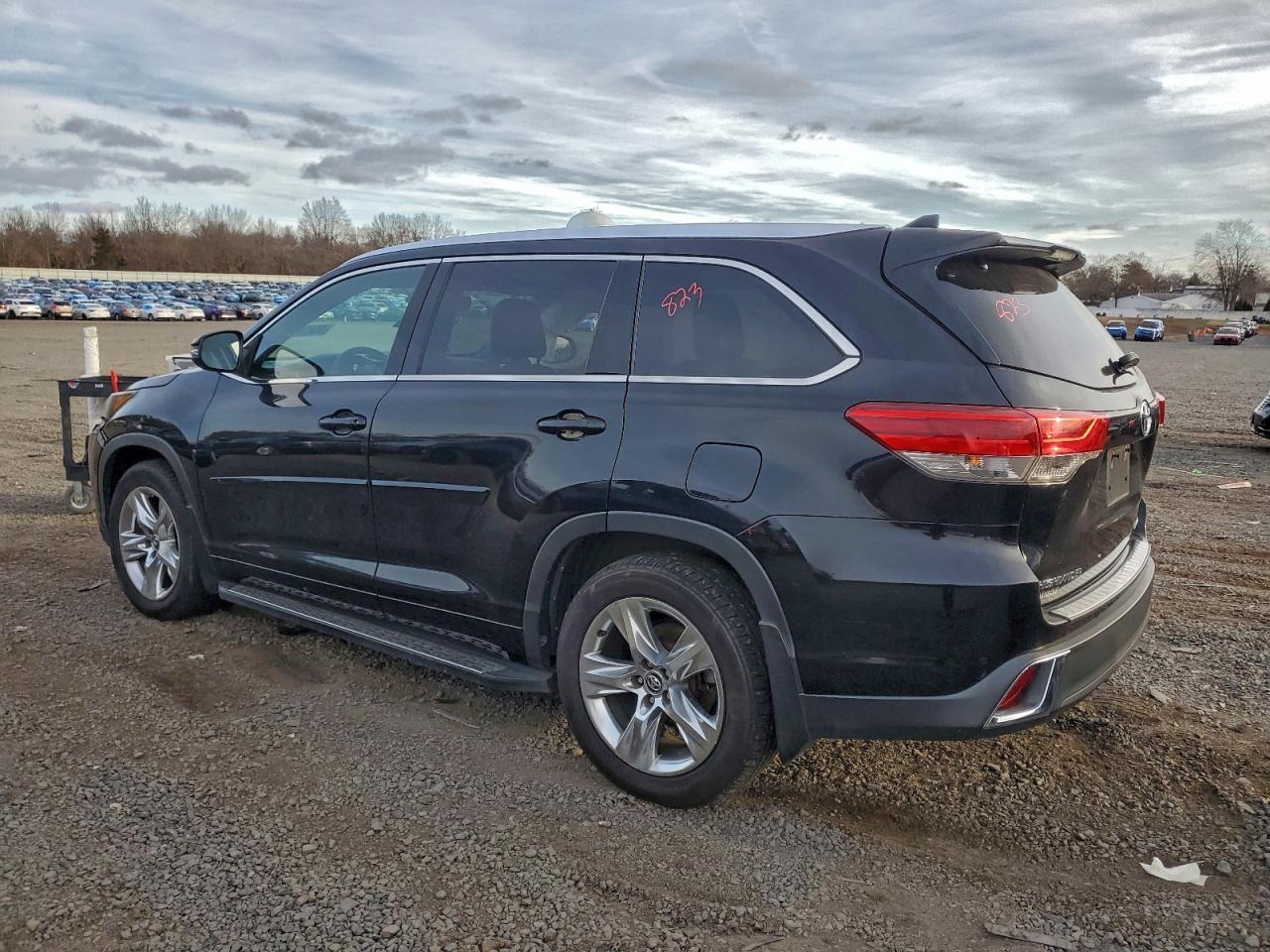 Toyota Highlander Limited Image 10