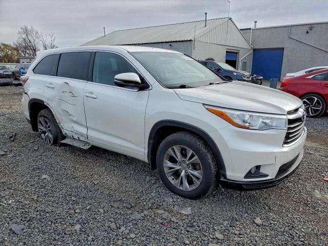 Toyota Highlander Le Image 7