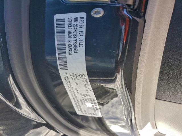 Chrysler Pacifica Hybrid Limited Image 9