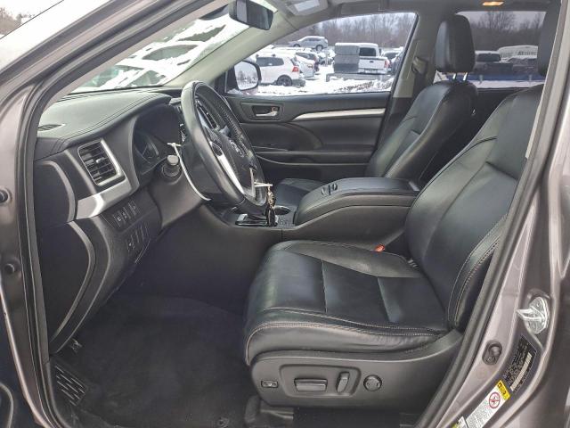 Toyota Highlander Se Image 11