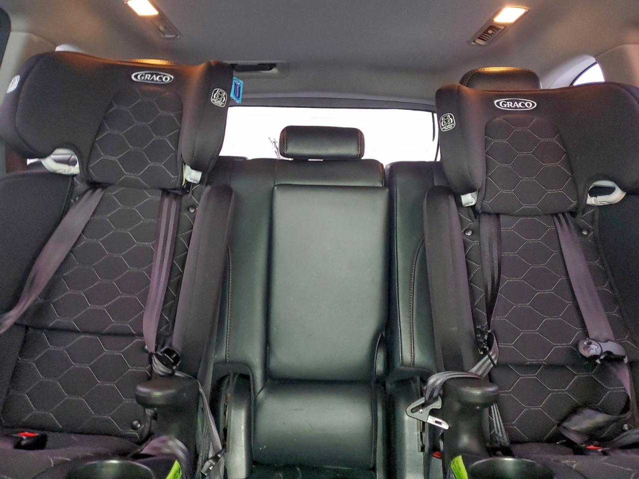 Toyota Highlander Se Image 5