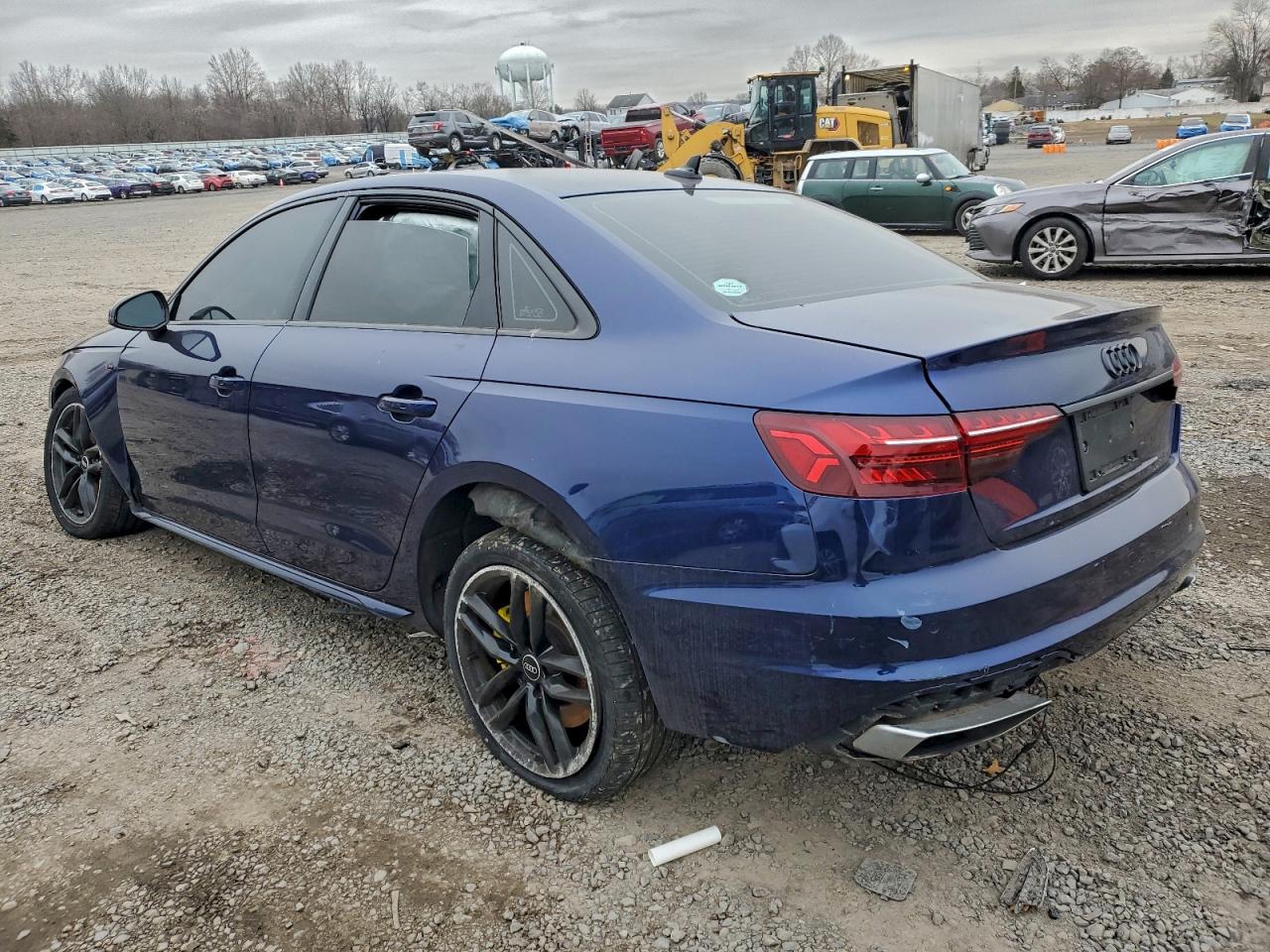 Audi A4 Premium 45 Image 4