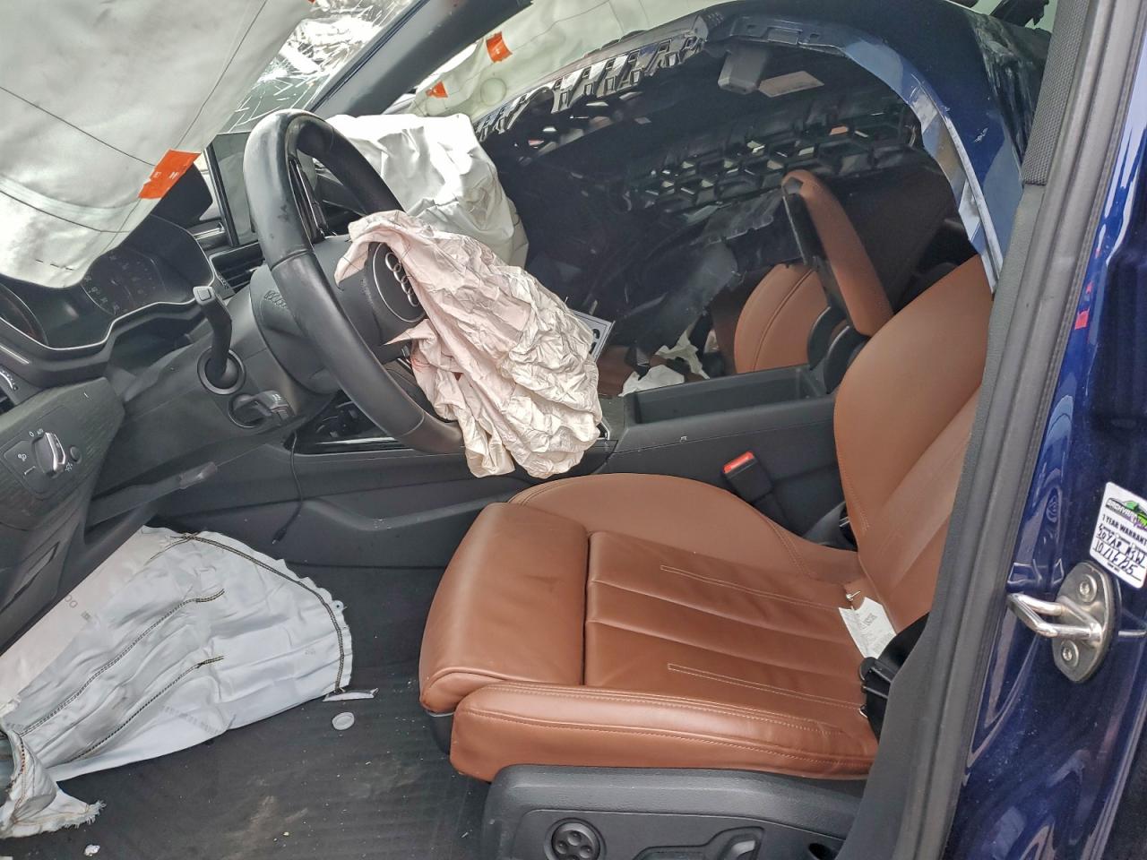 Audi A4 Premium 45 Image 2