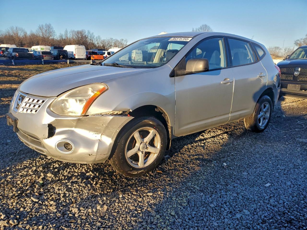 Nissan Rogue S Image 1