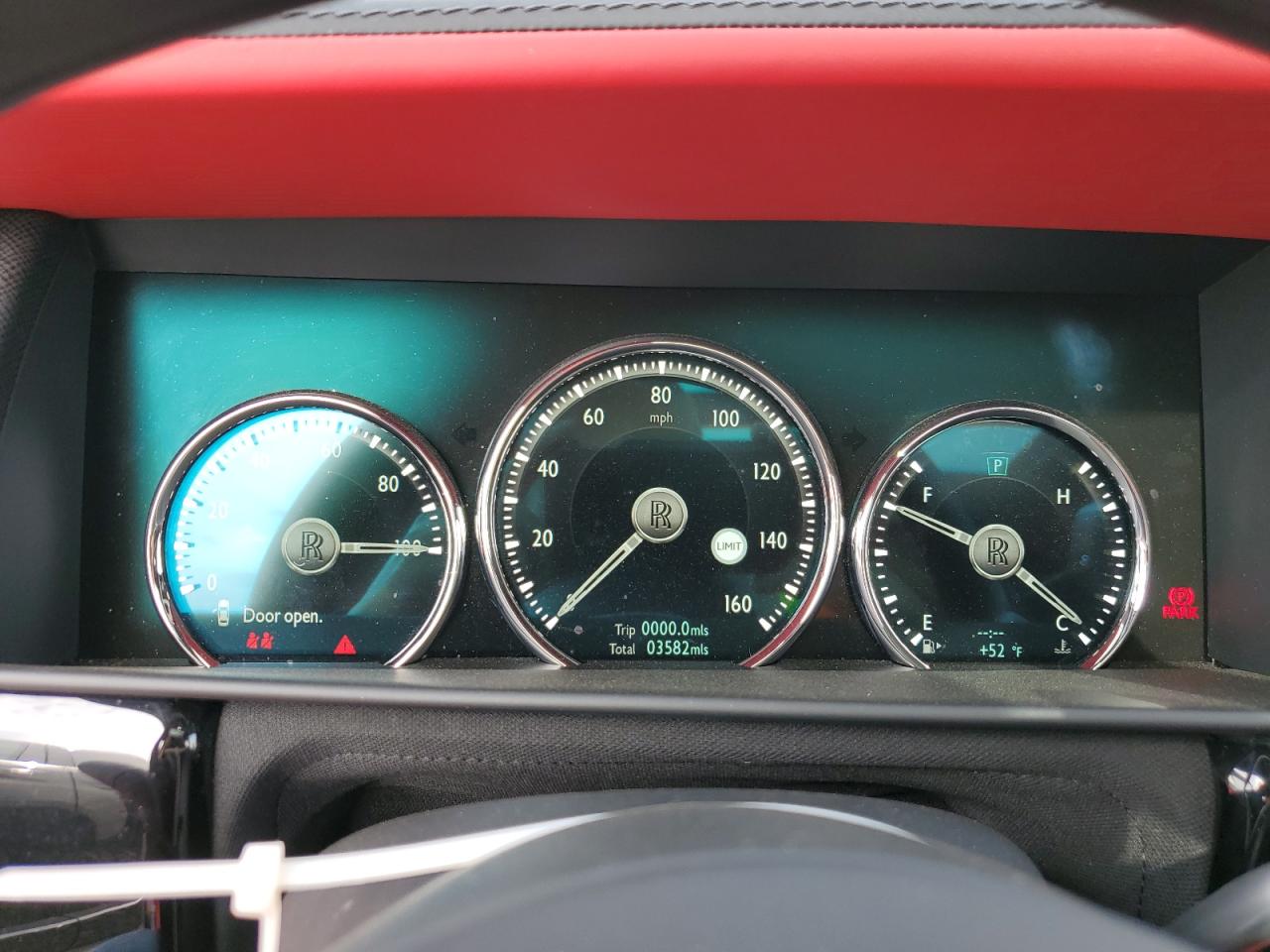 Rolls-Royce Cullinan Image 12