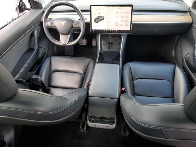Tesla Model 3 Image 8