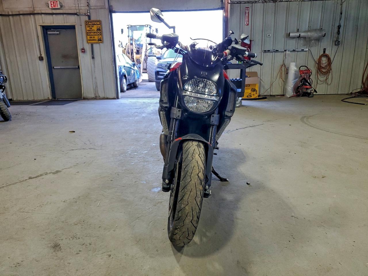 Ducati Diavel Image 2