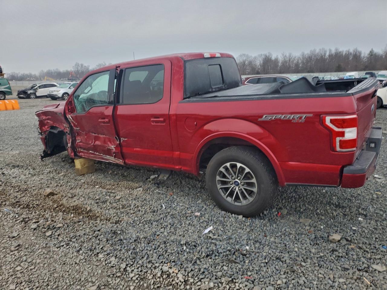 Ford F-150 Supercrew Image 2