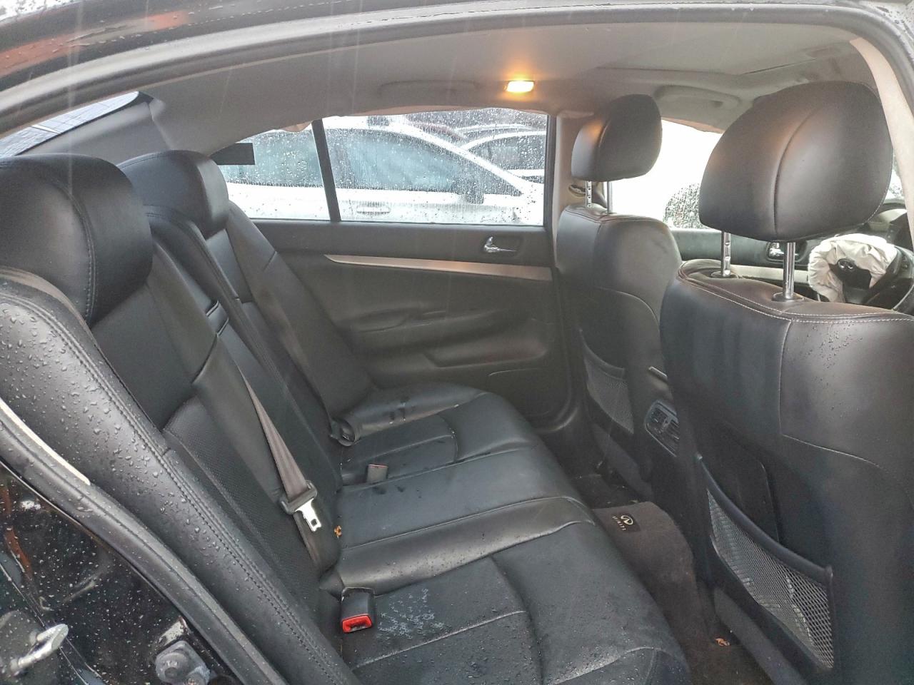 INFINITI G37 Image 7