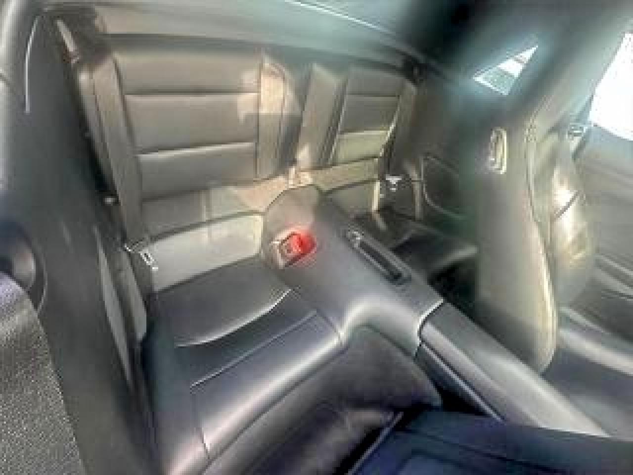 Porsche 911 Carrera Image 11