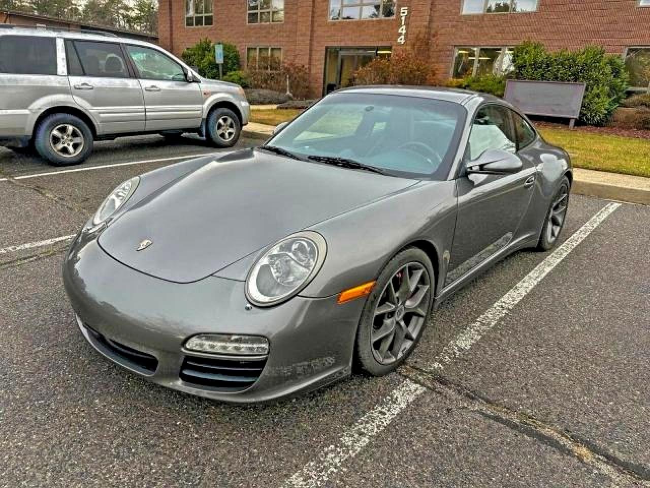 Porsche 911 Carrera S Image 2