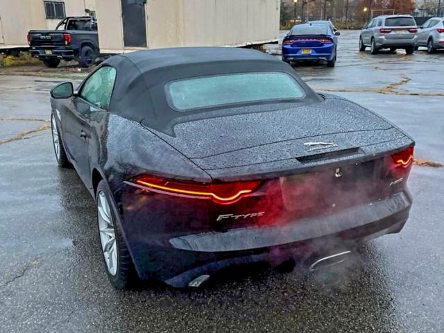 Jaguar F-TYPE Image 2