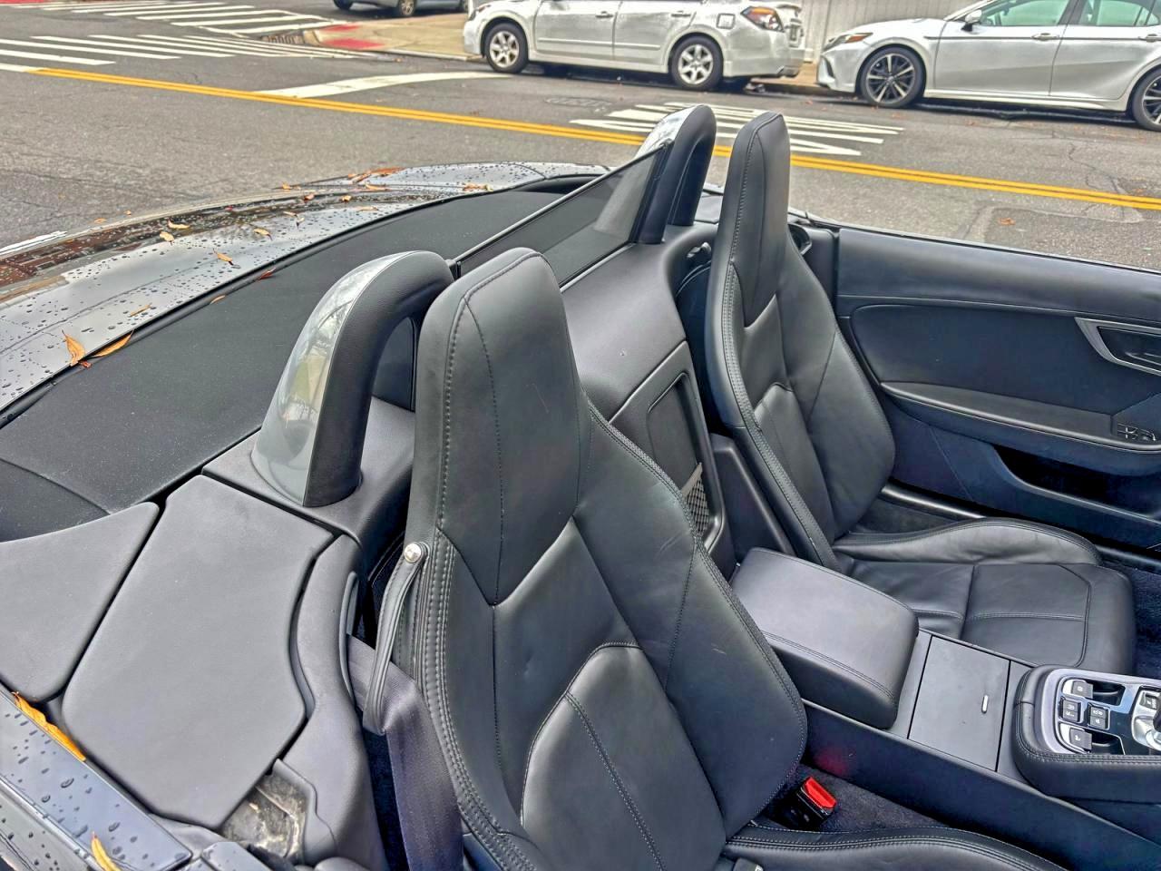 Jaguar F-TYPE Image 6