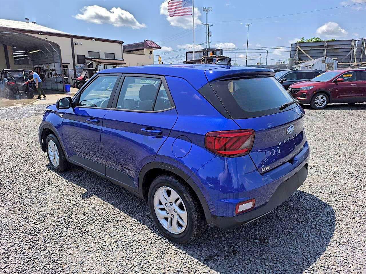 Hyundai VENUE Se Image 3