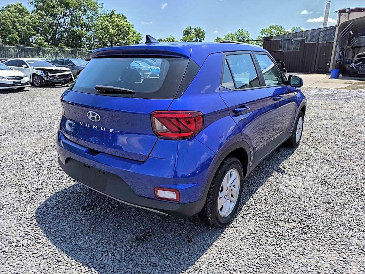 Hyundai VENUE Se Image 4