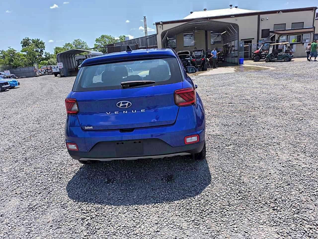 Hyundai VENUE Se Image 2