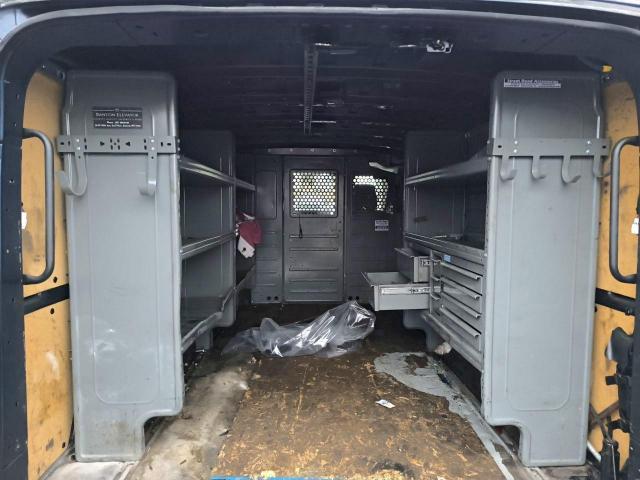 Nissan Nv 2500 S Image 4