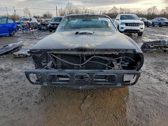 Pontiac Firebird Image 11