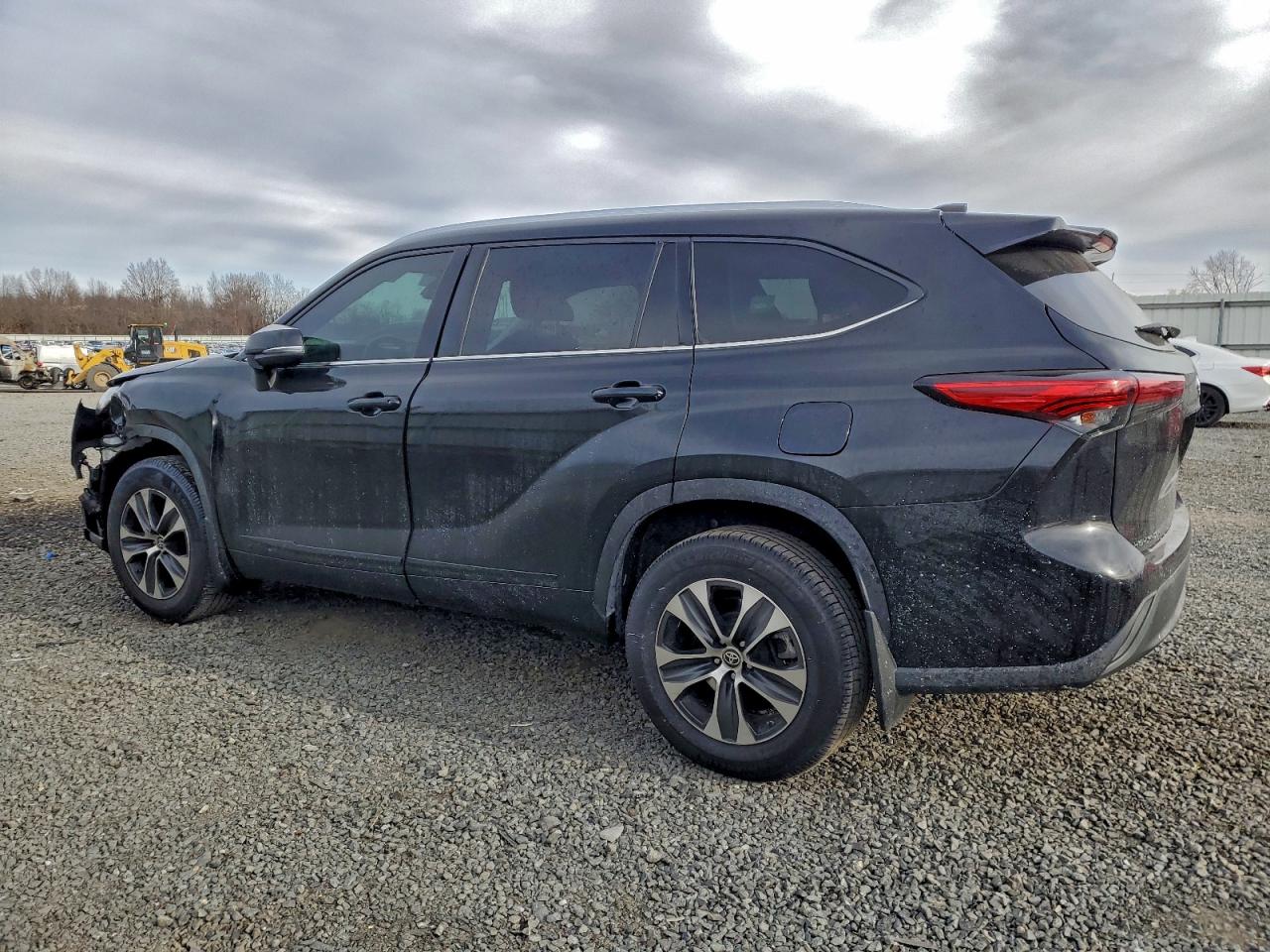 Toyota Highlander Xle Image 2