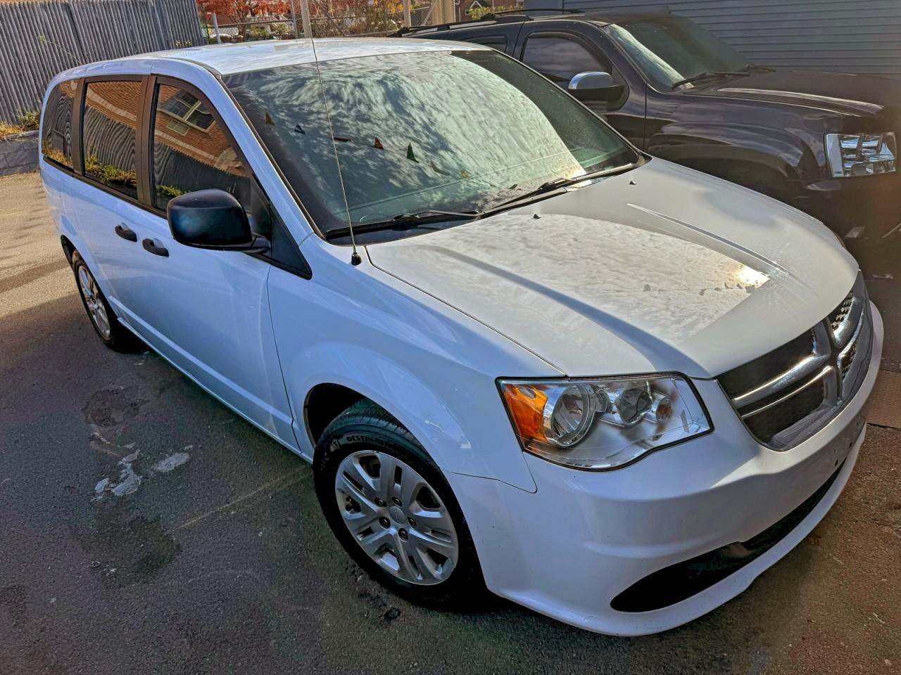 Dodge Caravan Se Image 1