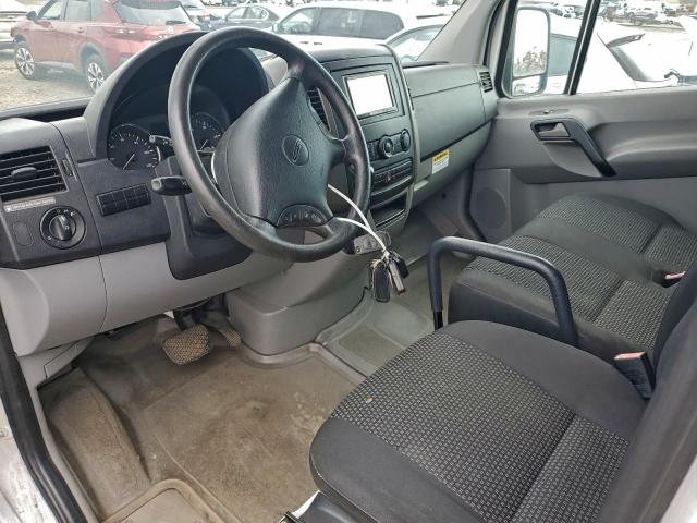 Freightliner Sprinter 2500 Image 12