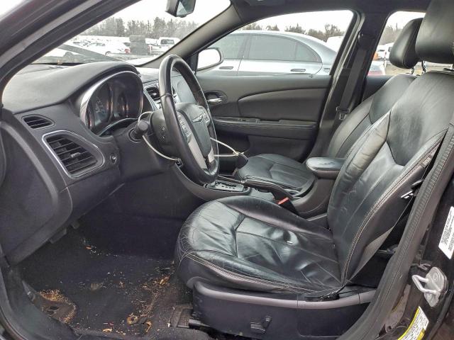 Chrysler 200 Limited Image 11