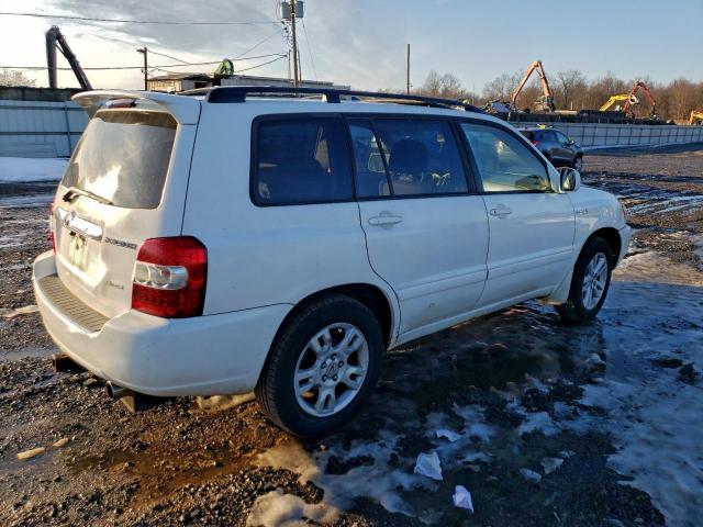 Toyota Highlander Hybrid Image 12