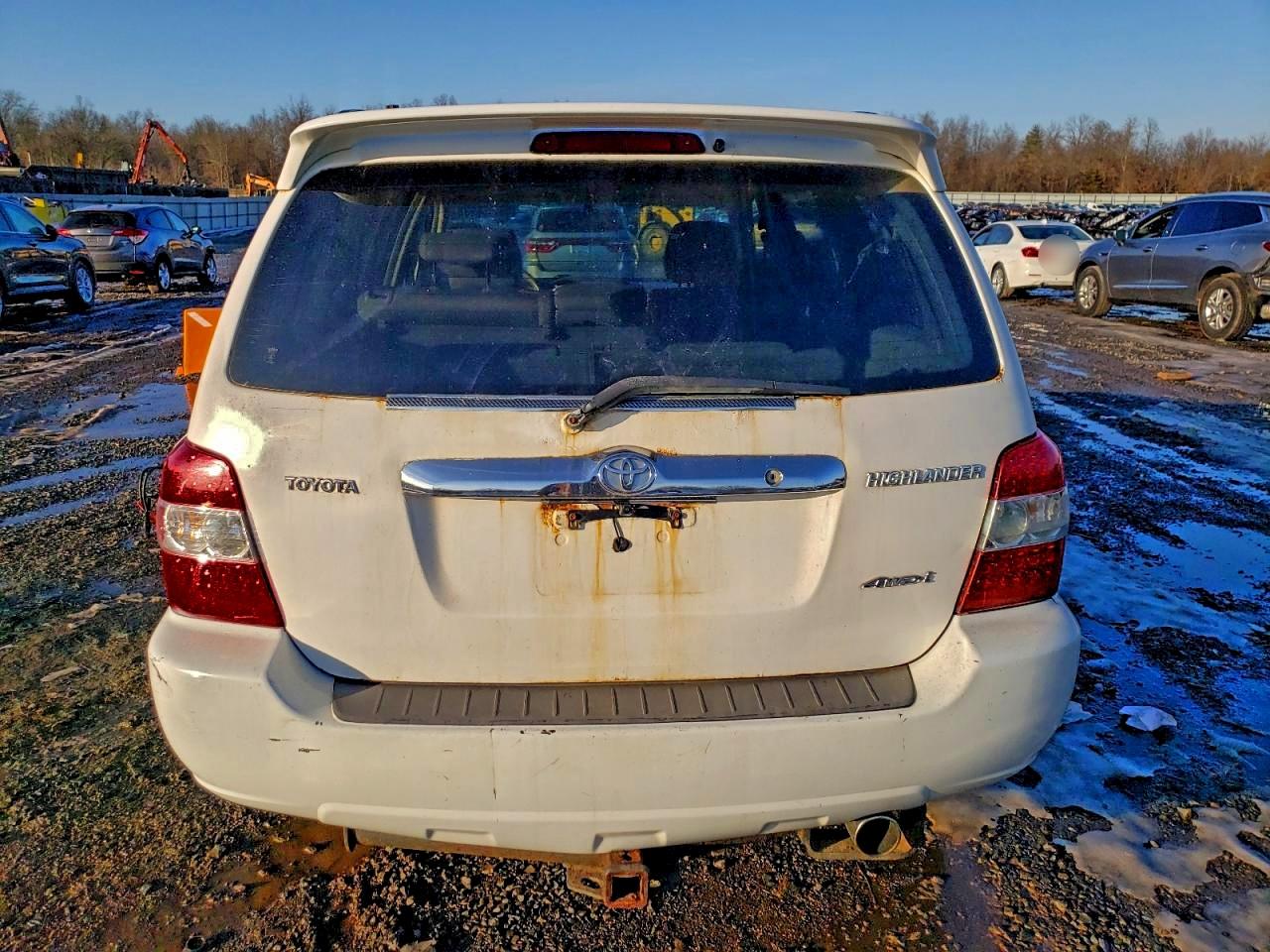 Toyota Highlander Hybrid Image 8