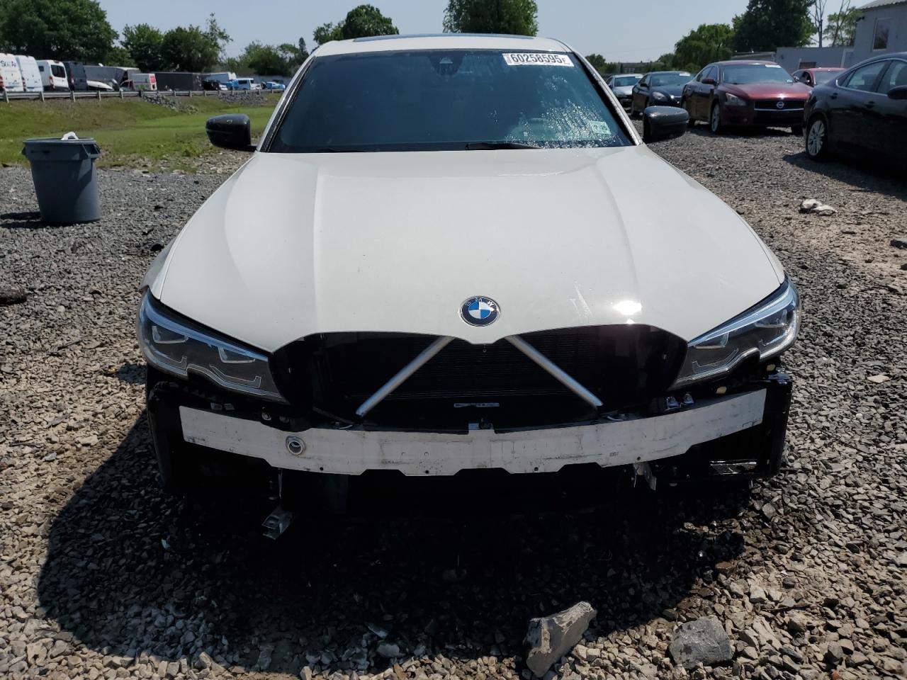 BMW 3 Series Image 4