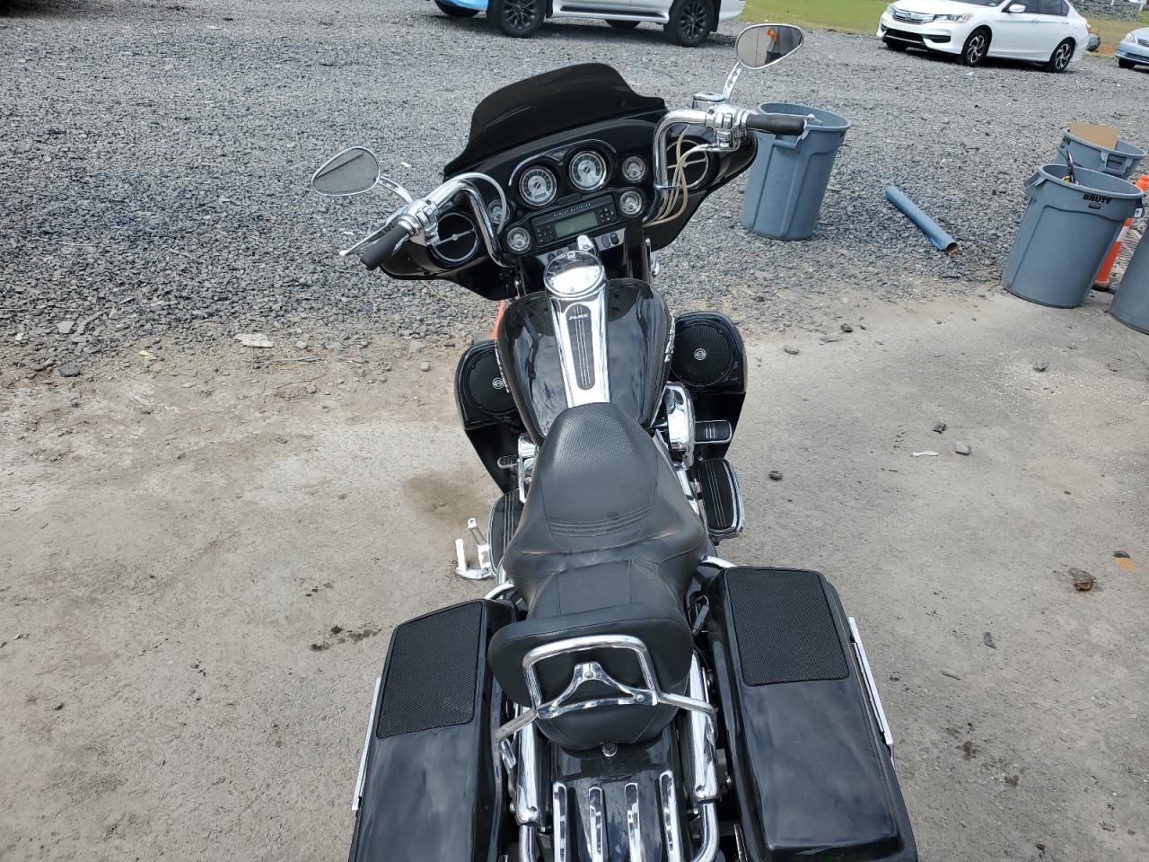 Harley-Davidson Fl Image 8