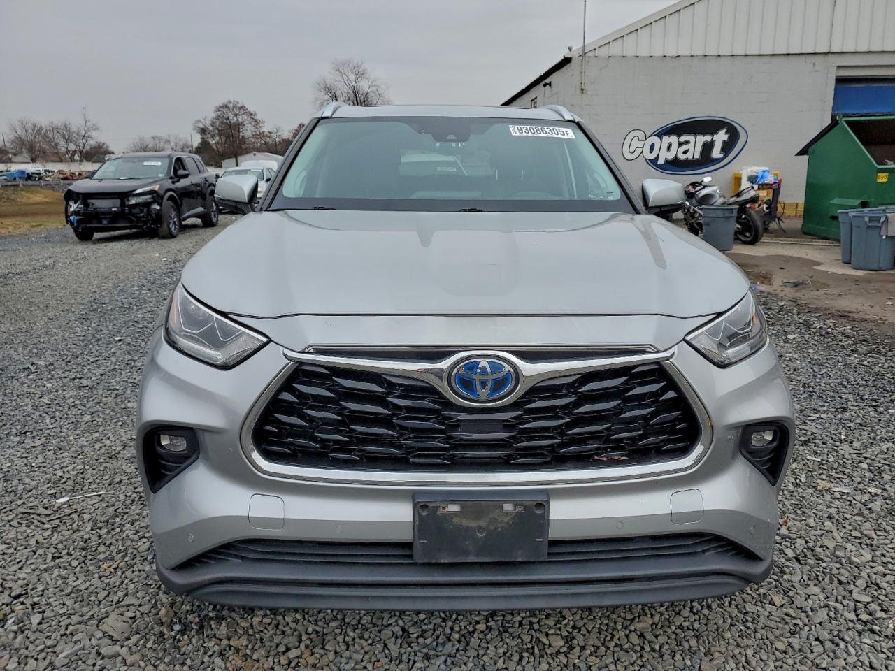 Toyota Highlander Hybrid Limited Image 11