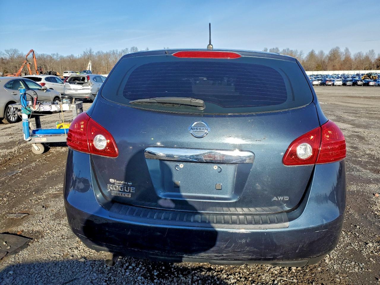 Nissan Rogue S Image 2