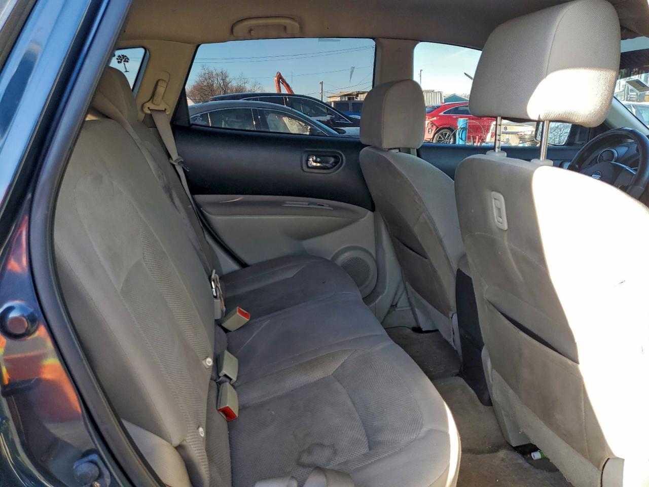 Nissan Rogue S Image 12