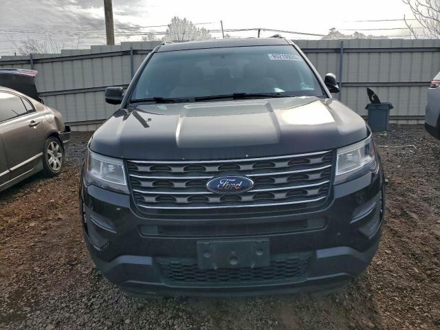 Ford Explorer Image 2