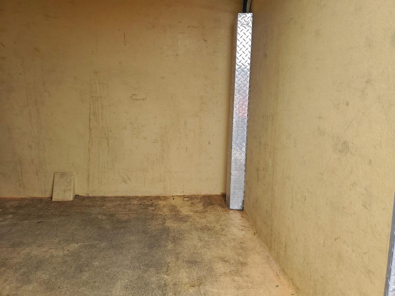 Ford Transit T-250 Image 9