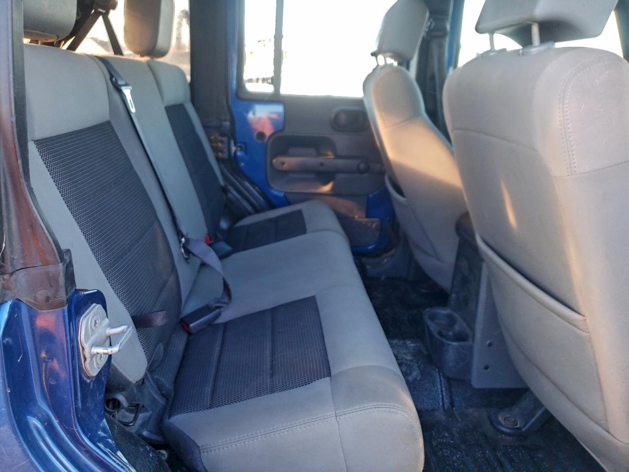 Jeep Wrangler Sport Image 9