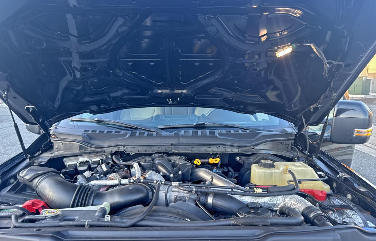 Ford F-350 Super Duty Image 5