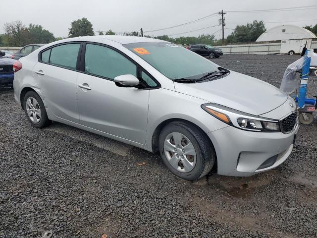 Kia Forte Lx Image 2