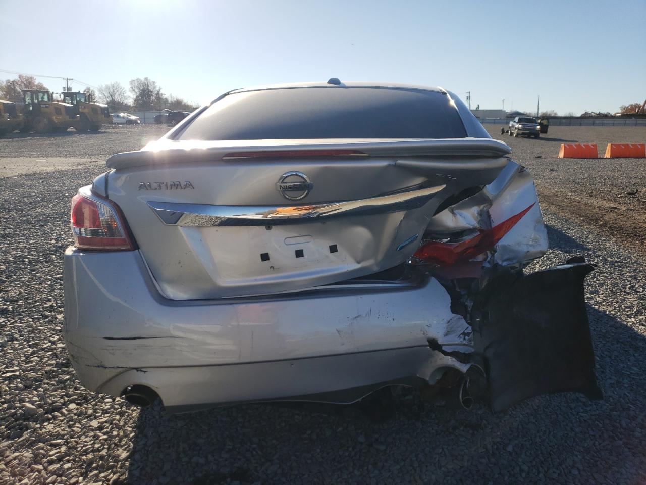 Nissan Altima 2.5 Image 2