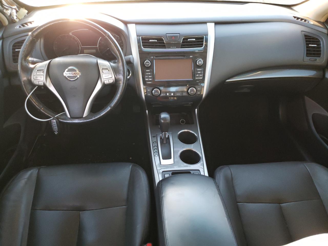 Nissan Altima 2.5 Image 4