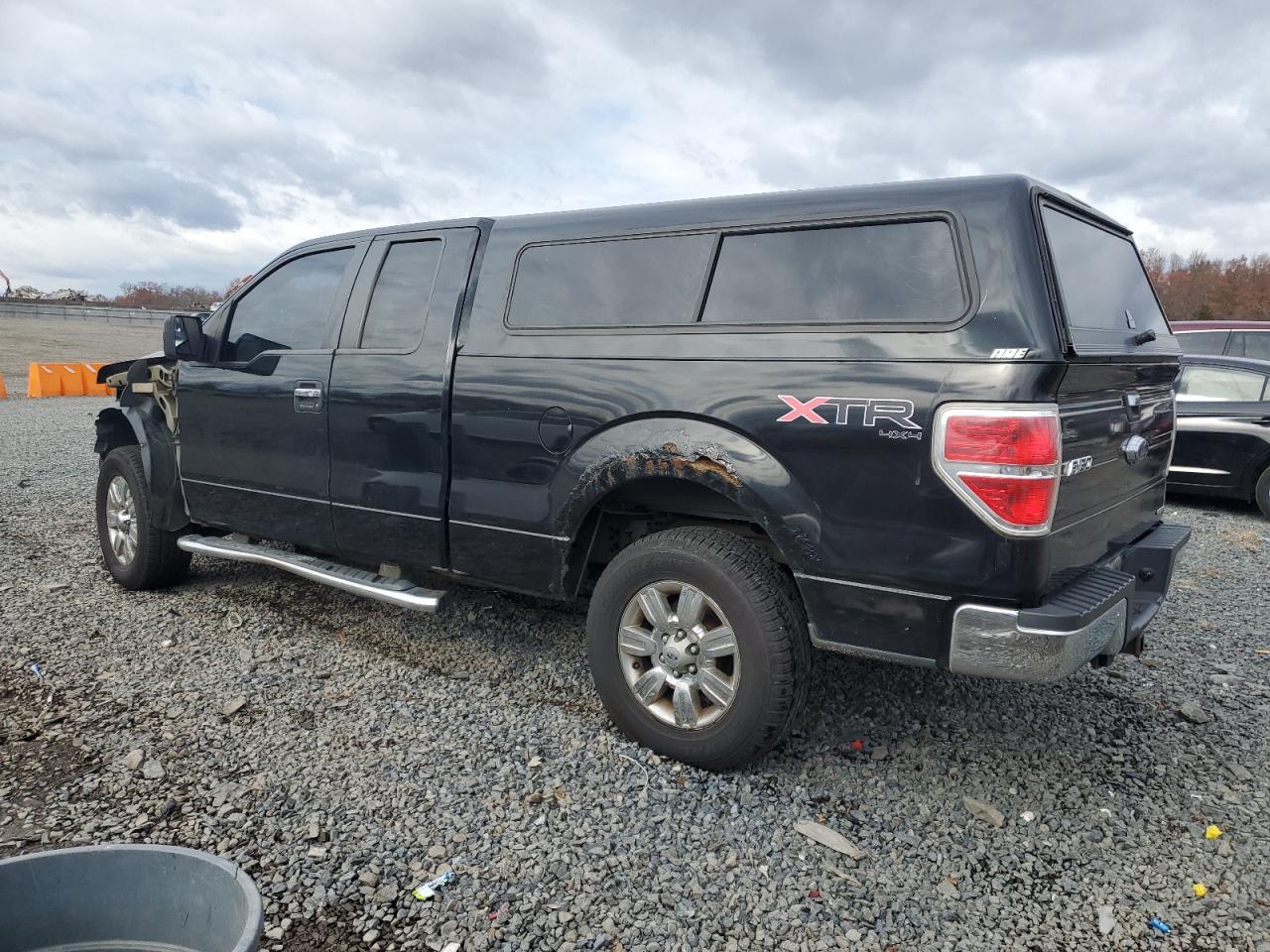 Ford F-150 Super Cab Image 4
