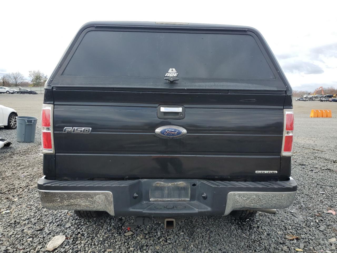 Ford F-150 Super Cab Image 8