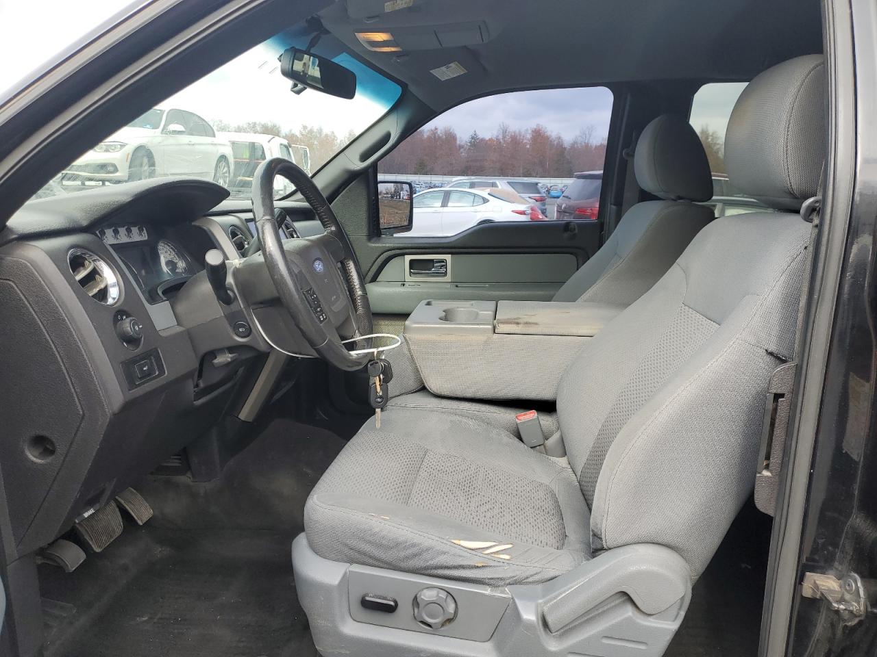 Ford F-150 Super Cab Image 7