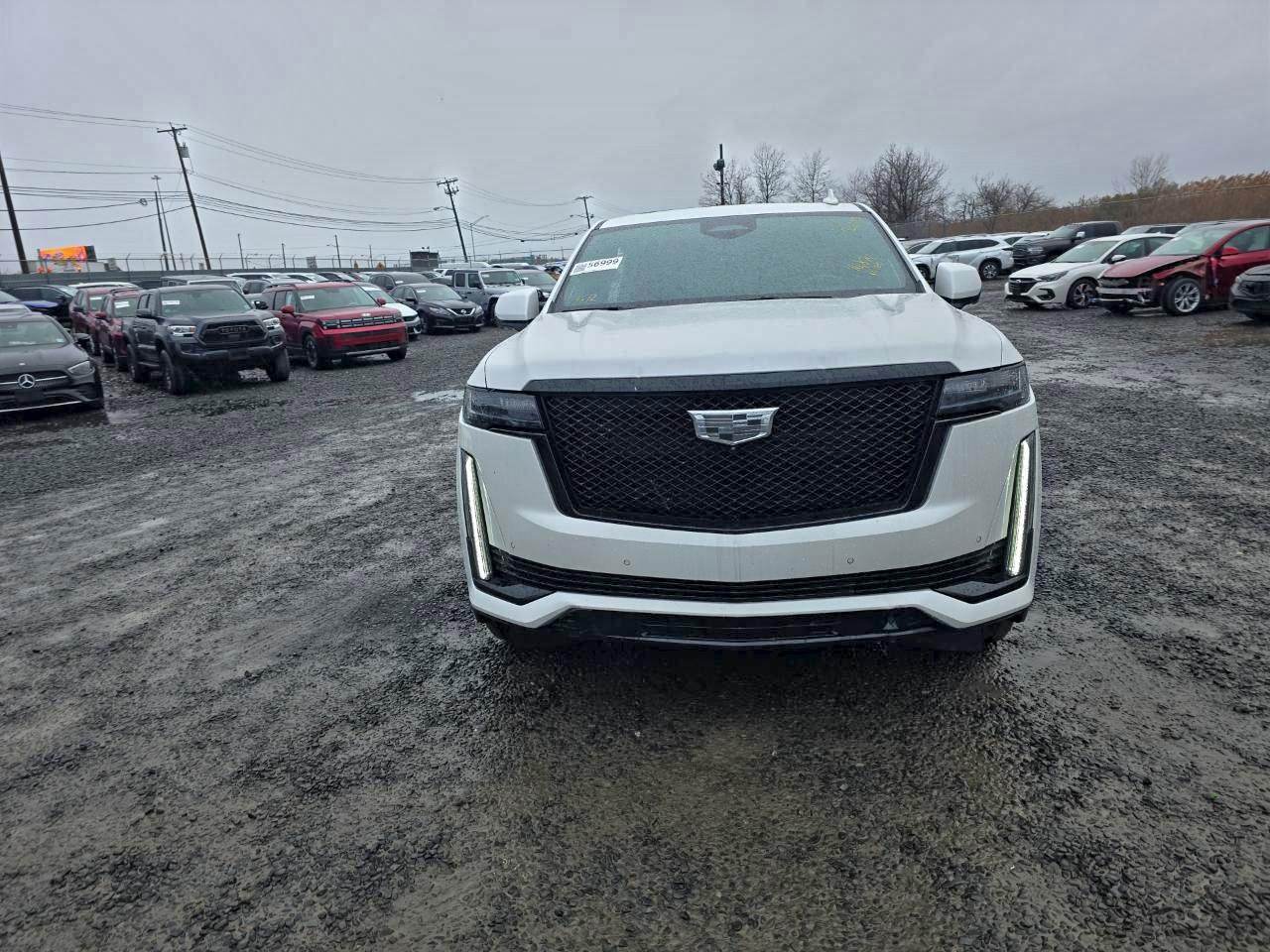 Cadillac Escalade Sport Platinum Image 11