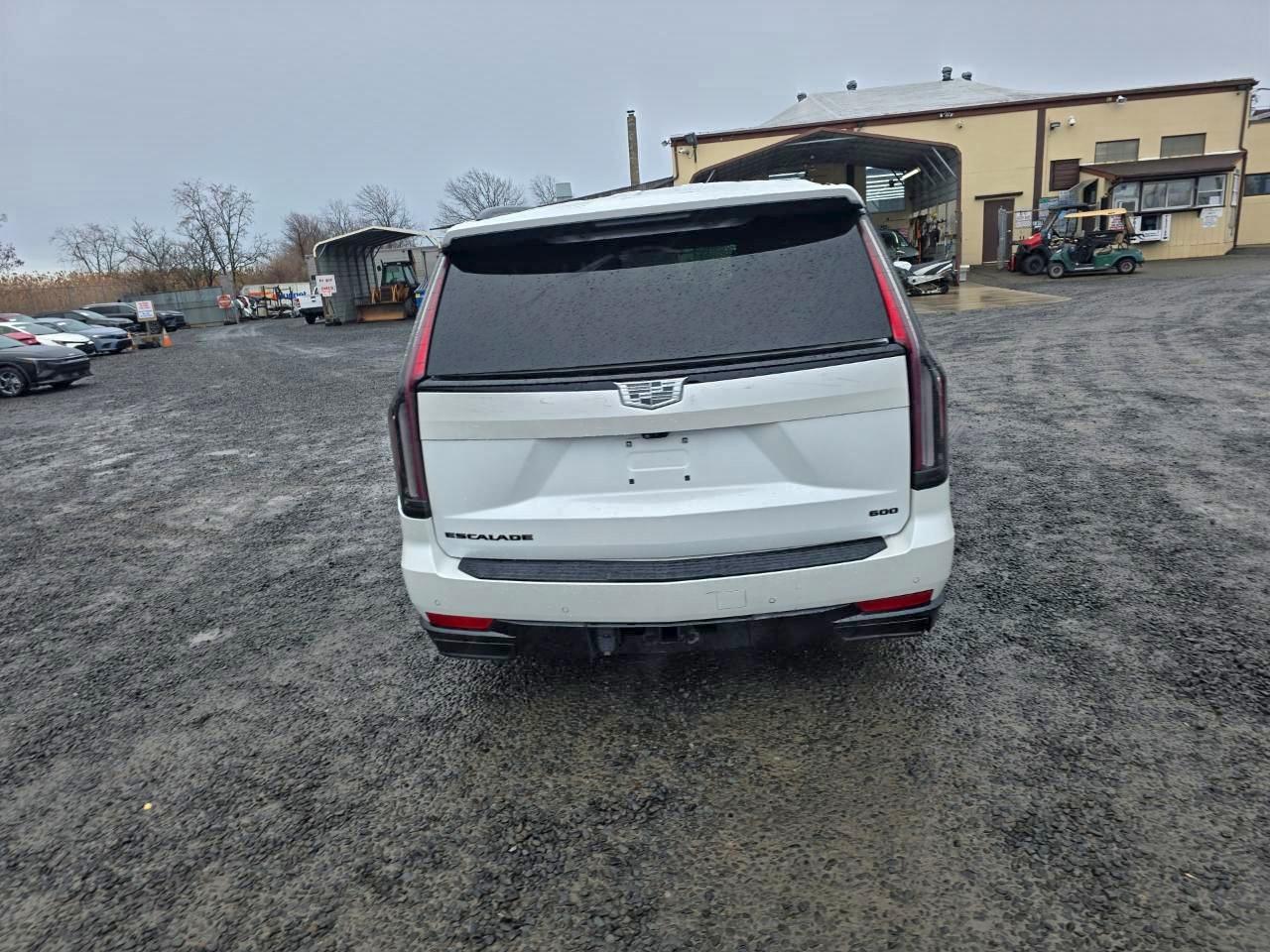 Cadillac Escalade Sport Platinum Image 15