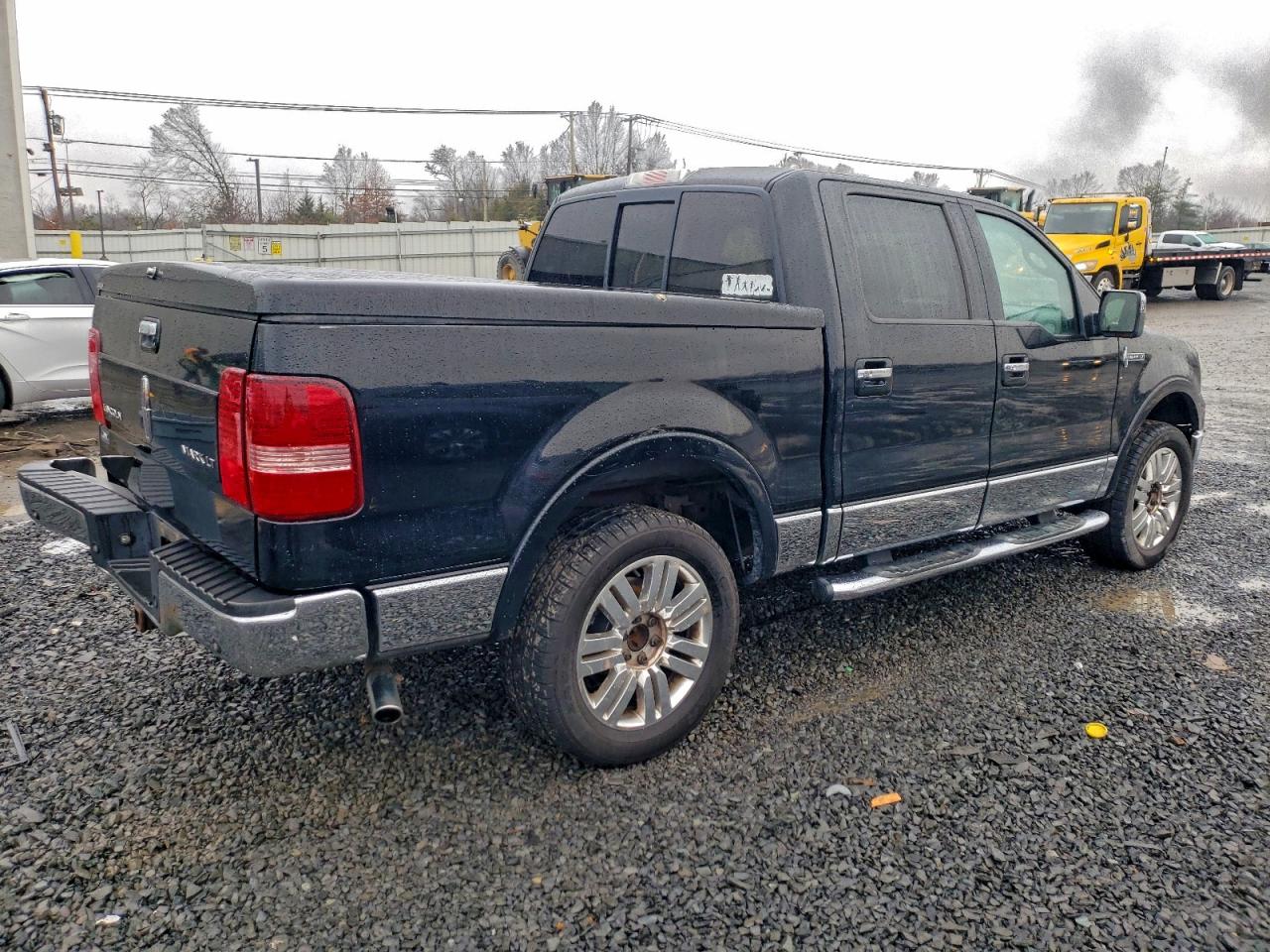 Lincoln Mark LT Image 12