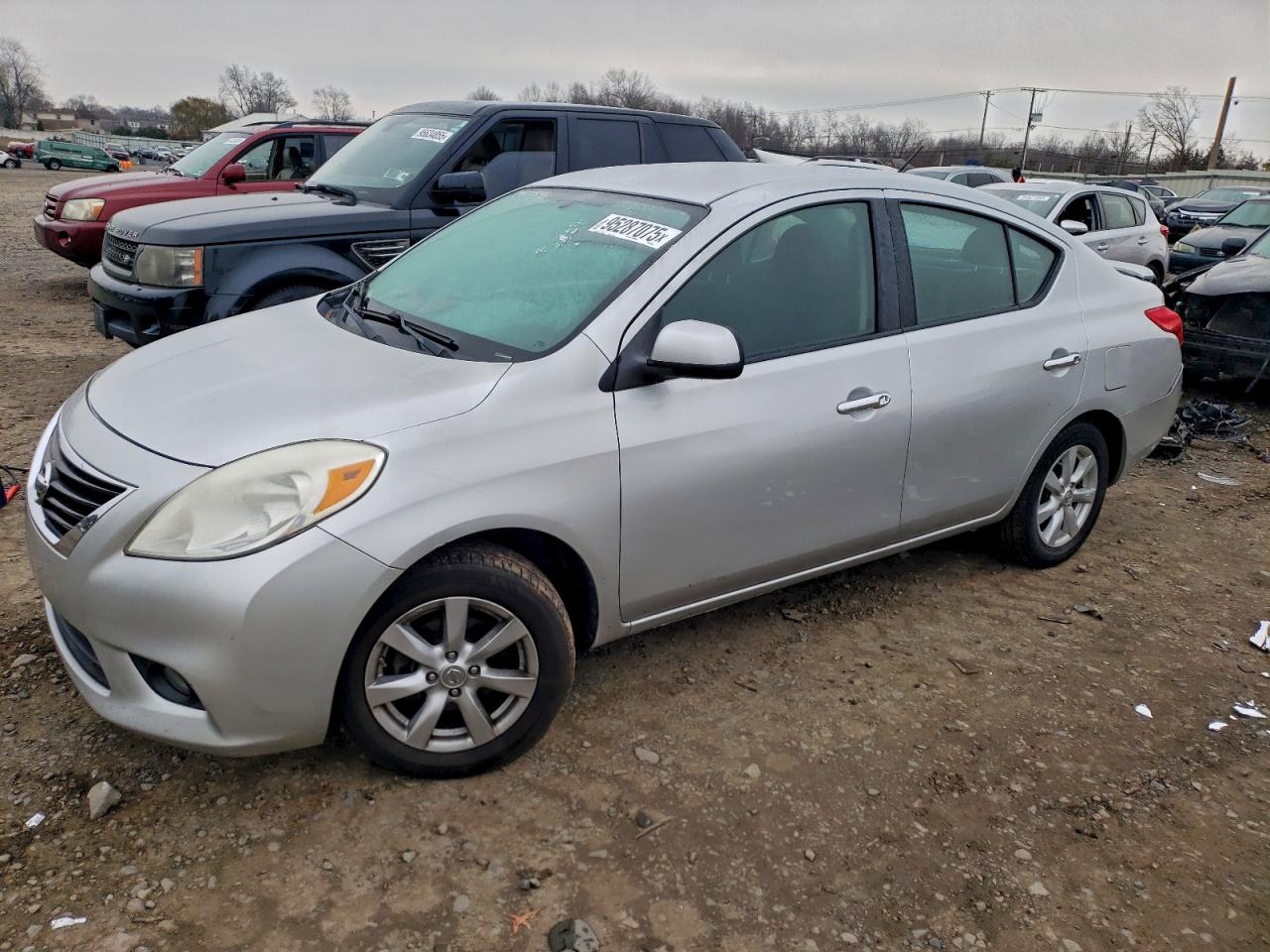 Nissan Versa S Image 1