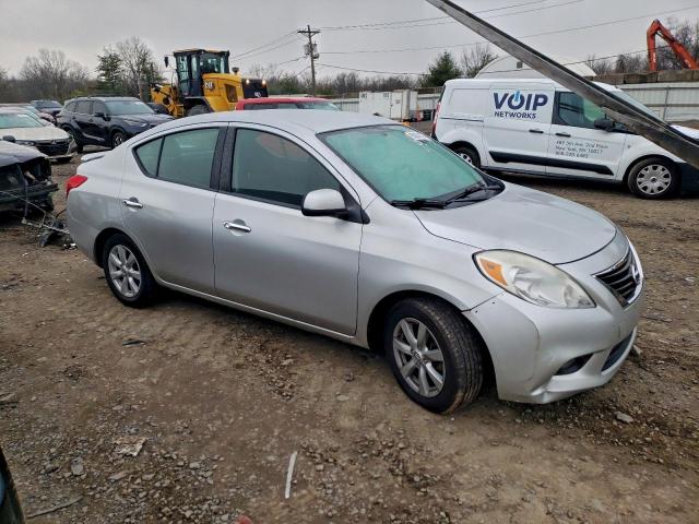 Nissan Versa S Image 5