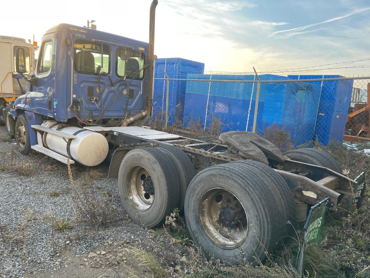 Freightliner Cascadia 1 Image 4