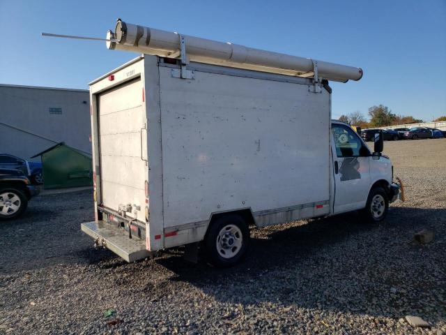 GMC Savana Cutaway G3500 Image 6